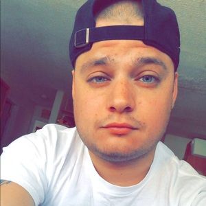 Meet your Posher, Justin